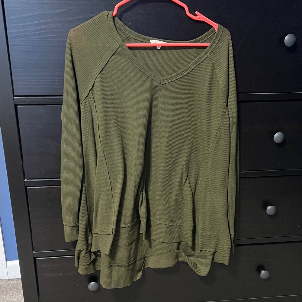 LA MIEL Olive Green Lightweight V-Neck Waffle Tunic Sweatshirt